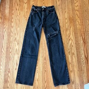 Abercrombie The 90s Relaxed Jean High Rise Black Ripped Size 26 / 2L